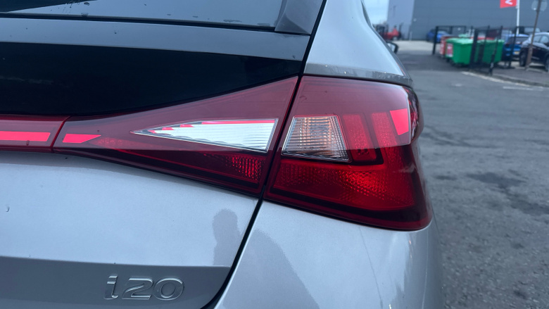 Hyundai i20 1.0T GDi 48V MHD SE Connect 5dr Petrol Hatchback